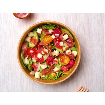 Salade estivale aux d&eacute;s de brebis